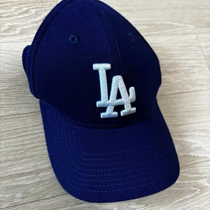 [SOLD OUT] 뉴에라 39THIRTY 팀 클래식 볼캡 LA다저스 MLB 모자 L/XL