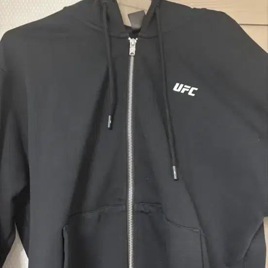 [BUNJANG] UFC x Demon Slayer Collaboration Hoodie Zip-Up / UFC 귀멸의칼날 콜라보 후드집업