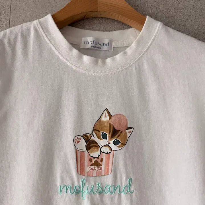 [BUNJANG] MOHOOSAND Cat Short Sleeve T-Shirt White Women&
