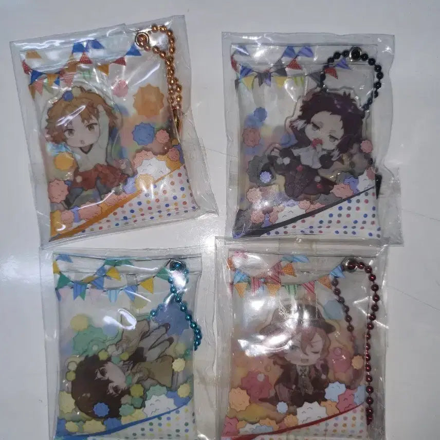 [BUNJANG] Bungo Stray Dogs Snack Charm Keychain Bundle (Dazai, Chuuya, Akutagawa, Junichiro) / 문스독 간식 키홀더 별사탕 키링 일괄 (다자이,츄야,아쿠타가와,준이치로)