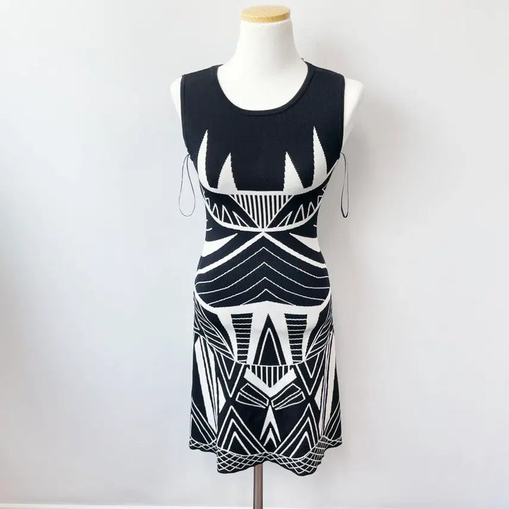 [BUNJANG] MAYREN LEE VIRAY Sleeveless Dress S / MAYREN LEE VIRAY 여성민소매원피스 S 진스센스