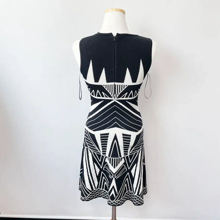 [BUNJANG] MAYREN LEE VIRAY Sleeveless Dress S / MAYREN LEE VIRAY 여성민소매원피스 S 진스센스