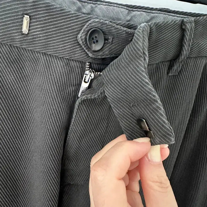 [BUNJANG] Armani Collezioni Corduroy Slacks Pants Charcoal / 아르마니 꼴레지오니 코듀로이 슬랙스 팬츠 차콜