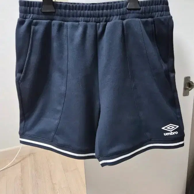 [BUNJANG] Umbro Navy Sweat Shorts Size 75 / 엄브로 네이비 스웻 쇼츠 75 사이즈 새것
