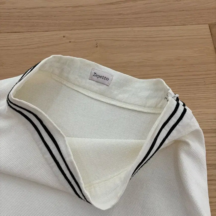 [BUNJANG] Repetto Scallop Trim Skirt Size 38 / Repetto 레페토 스켈럽 트림 스커트 38 S