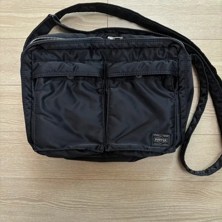 [BUNJANG] Porter Tanker Shoulder Bag Large Black / 요시다포터 porter 탱커 숄더백 블랙 라지 L (미사용에 가까움)