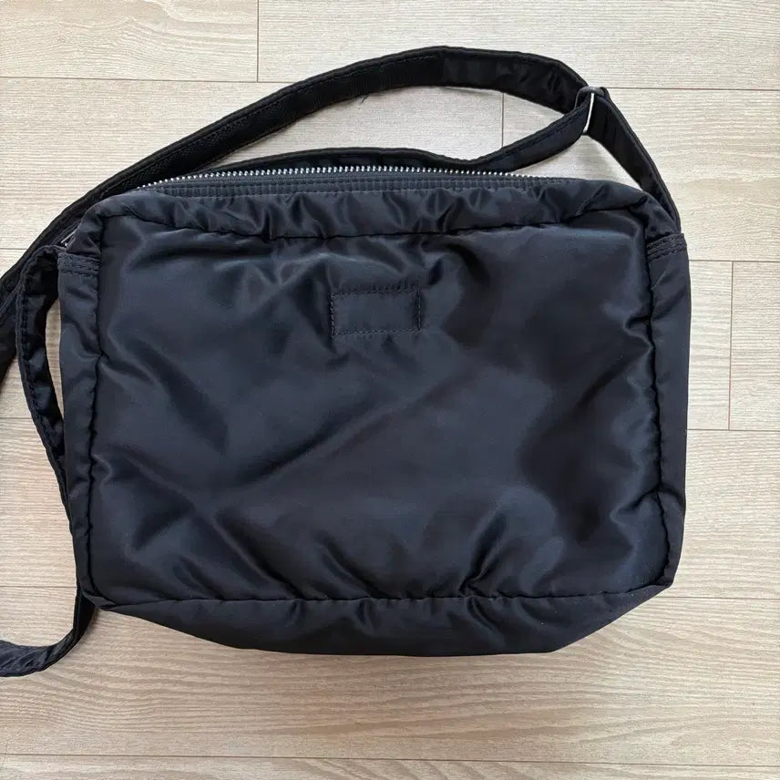 [BUNJANG] Porter Tanker Shoulder Bag Large Black / 요시다포터 porter 탱커 숄더백 블랙 라지 L (미사용에 가까움)