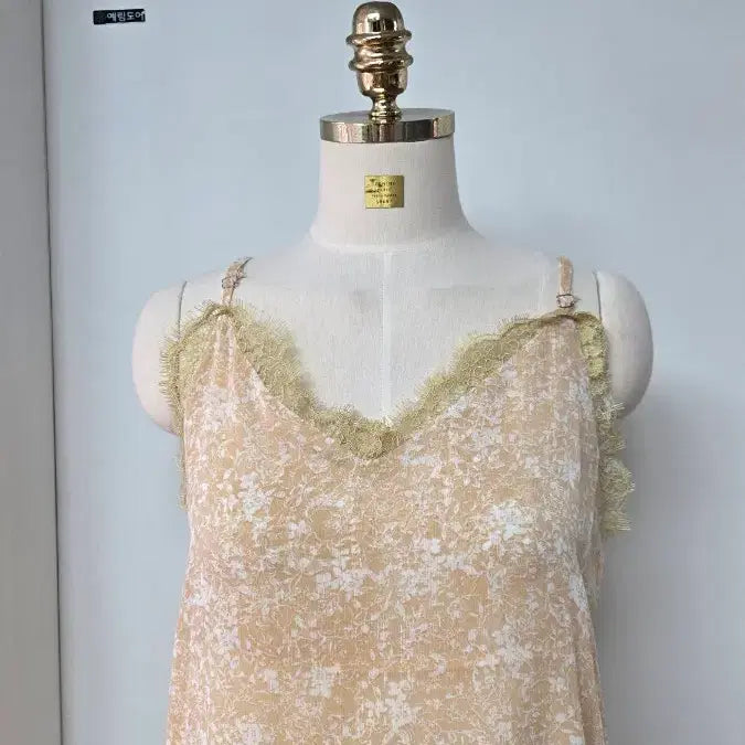 [BUNJANG] Flower Lace Long Slip Dress / 플라워 레이스 롱 슬립 원피스
