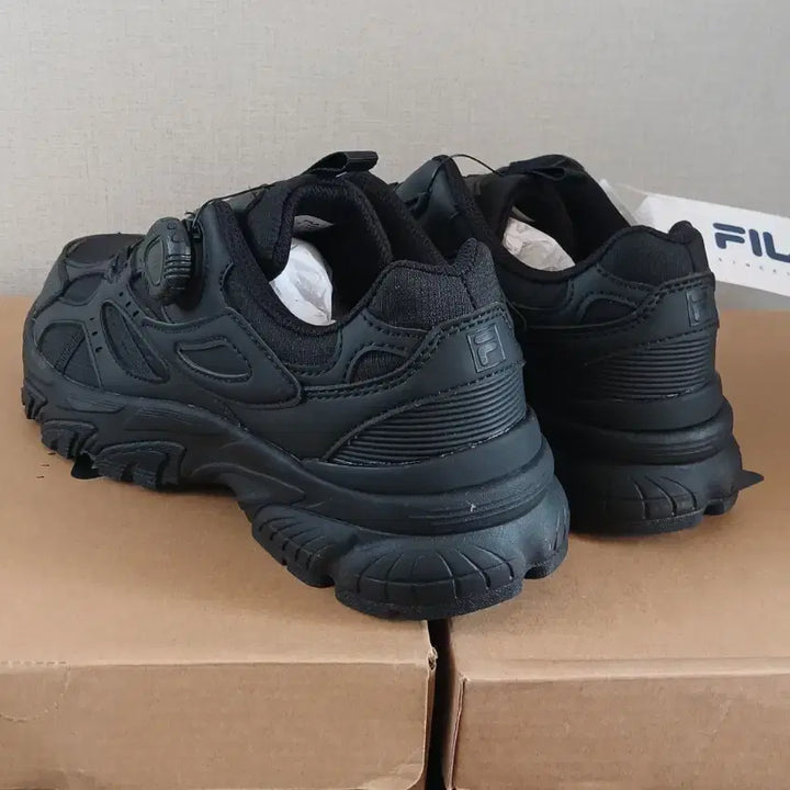 [BUNJANG] Fila Dial Trekking Shoes (250) / [새제품] 휠라 다이얼 트레킹화 (250)