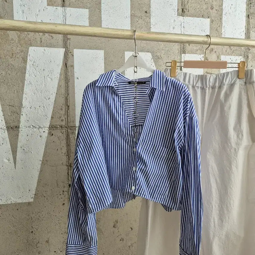 [BUNJANG] Zara Striped Long Sleeve Cropped Shirt / 자라 긴팔 크롭셔츠