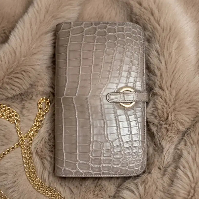 [BUNJANG] Alligator Pattern Chain Card Holder Grey / 악어 패턴 체인 카드지갑 그레이