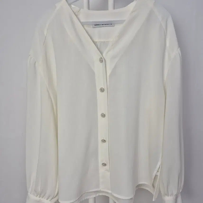 [BUNJANG] LUCKY CHOUETTE 21SS Ivory Puff Blouse + Scarf Set / 21SS 럭키슈에뜨 아이보리 퍼프 블라우스 + 스카프 세트