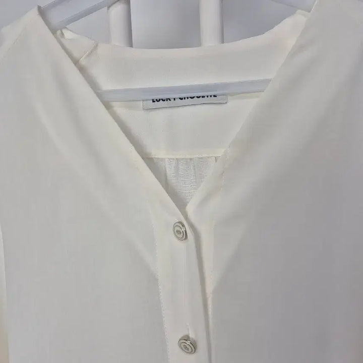 [BUNJANG] LUCKY CHOUETTE 21SS Ivory Puff Blouse + Scarf Set / 21SS 럭키슈에뜨 아이보리 퍼프 블라우스 + 스카프 세트