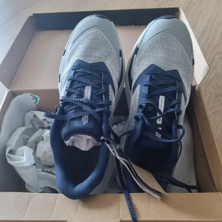 [BUNJANG] The North Face Enduris 4 Trail Running Shoes Gray/Navy / 노스페이스 엔듀리스 4 운동화 그레이/네이비 새상품