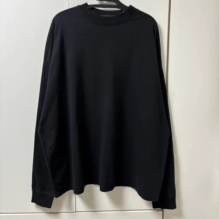 [SOLD OUT] 피어오브갓 에센셜 남성 긴팔 티셔츠 블랙