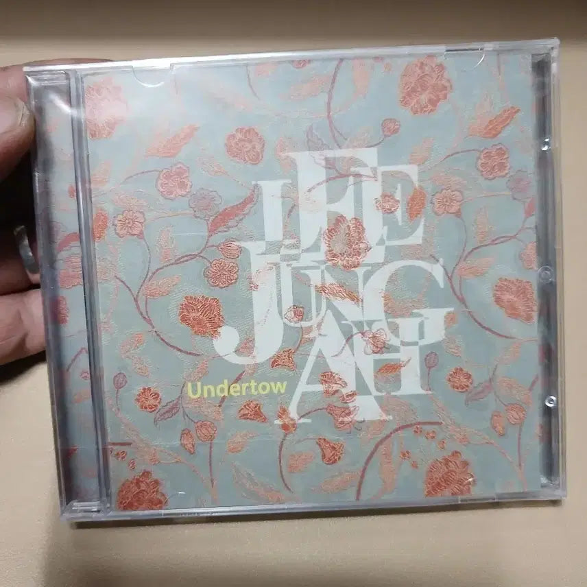 [BUNJANG] Lee Jung Ah 1st Album Undertow CD (Sealed) / 이정아1집 Undertow CD 음반 미개봉