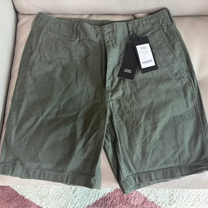 [BUNJANG] Musinsa Standard Black Satin Officer Shorts / [새상품] 무신사스탠다드 백 사틴 오피서 쇼츠