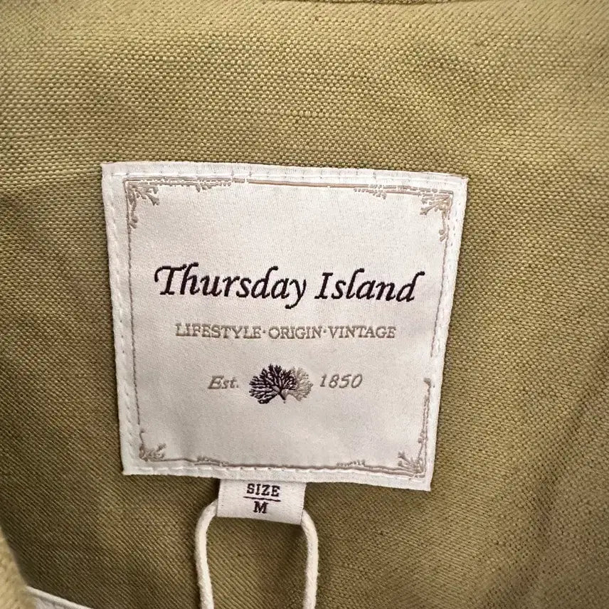 [BUNJANG] Thursday Island Khaki Jacket with &