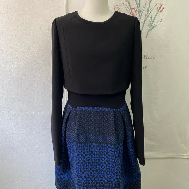 [BUNJANG] JJ JIGOTT Black Top + Pattern Flare Skirt One-Piece Dress / JJ지고트 블랙 상의 + 패턴 플레어 스커트 원피스