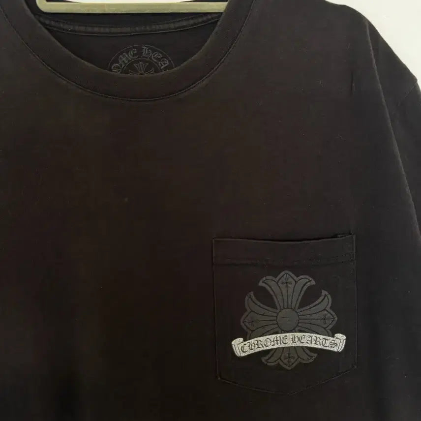 [BUNJANG] Chrome Hearts Horseshoe Logo Pocket T-Shirt Black / 정품 크롬하츠 홀스슈 로고 포켓 반팔 티셔츠 블랙