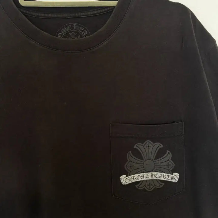 [BUNJANG] Chrome Hearts Horseshoe Logo Pocket T-Shirt Black / 정품 크롬하츠 홀스슈 로고 포켓 반팔 티셔츠 블랙
