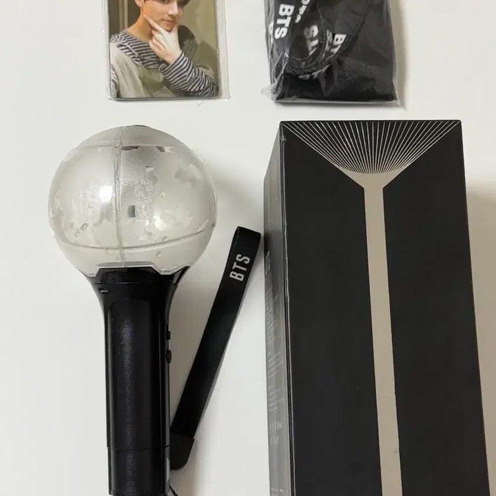 [BUNJANG] BTS ARMY BOMB Ver. 3 Busan Concert Light Stick / 방탄소년단 응원봉 BTS 아미밤 ver.3 삼미밤