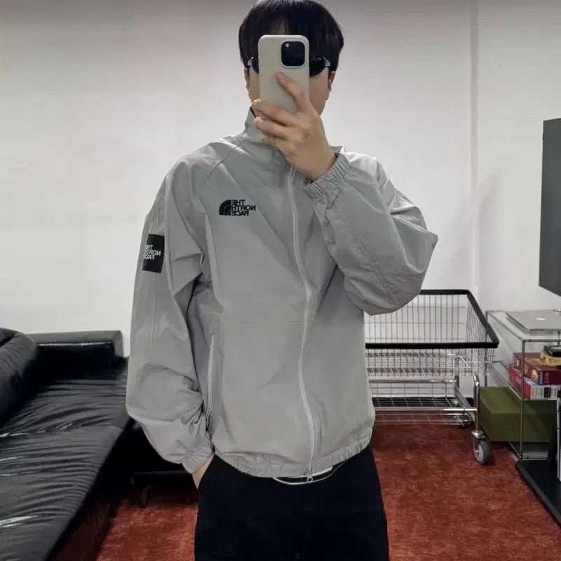 [BUNJANG] The North Face 26SS Original Side Patch Windbreaker Jacket / 노스페이스 26SS 오리지널 사이드패치 바람막이 자켓