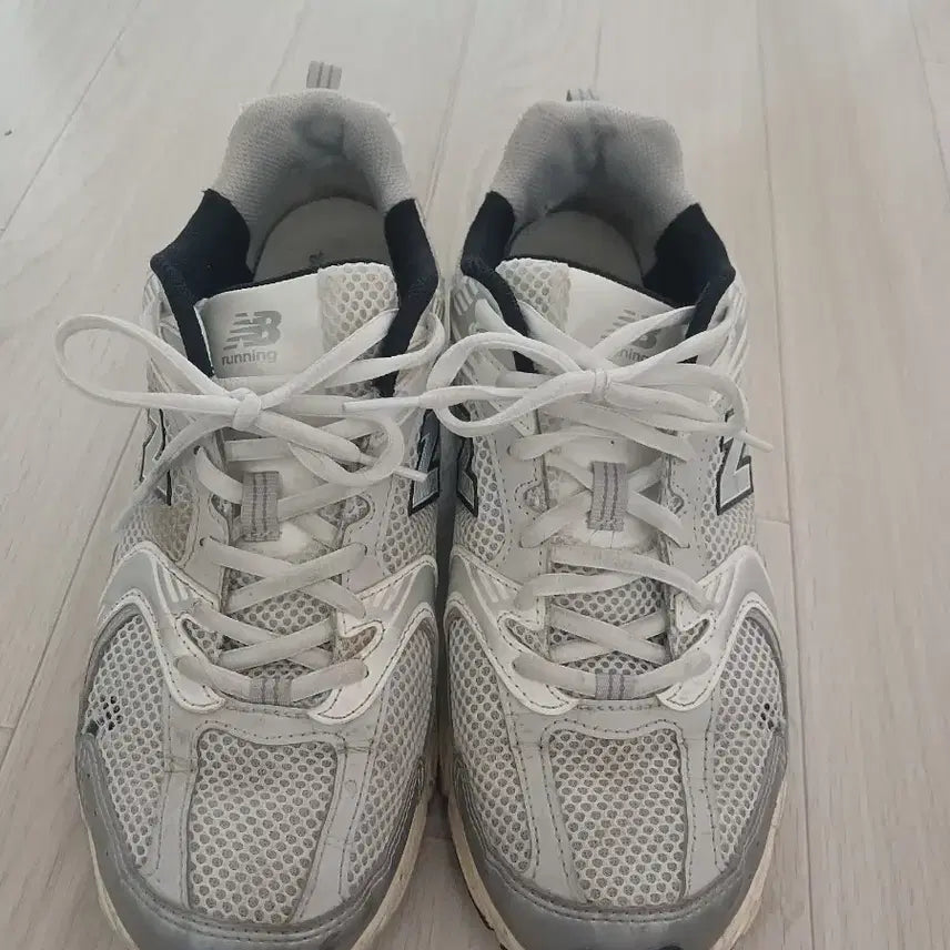 [BUNJANG] New Balance 530 White Grey Shoes (265) / 뉴발란스 530 화이트그레이 265