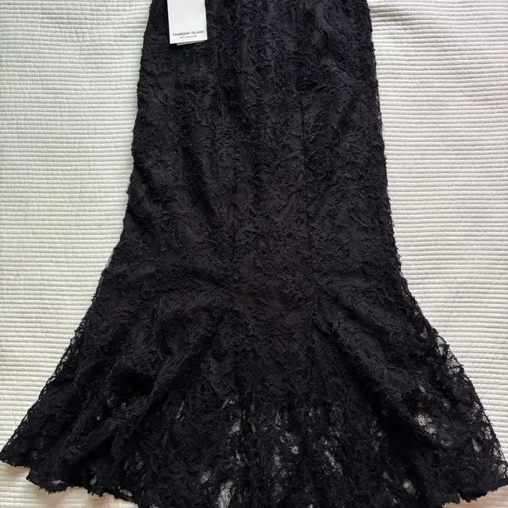 [BUNJANG] Thursday Island Lace Mermaid Line Skirt / [새 상품] 써스데이 아일랜드 레이스 머메이드 라인 스커트