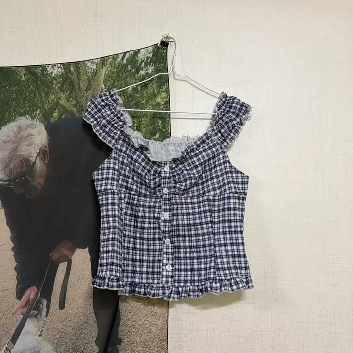 [BUNJANG] Check Off-Shoulder Blouse / 체크 오프숄더 블라우스