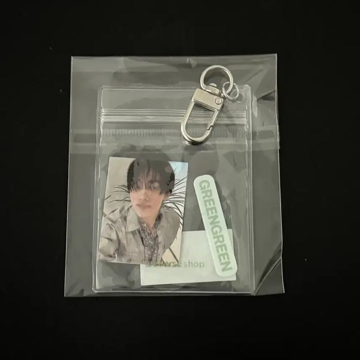 [BUNJANG] CORTIS SungHyun GreenGreen Weverse POB Photocard Keyring / 코르티스 성현 엄성현 그린그린 위버스 특전 포카 키링