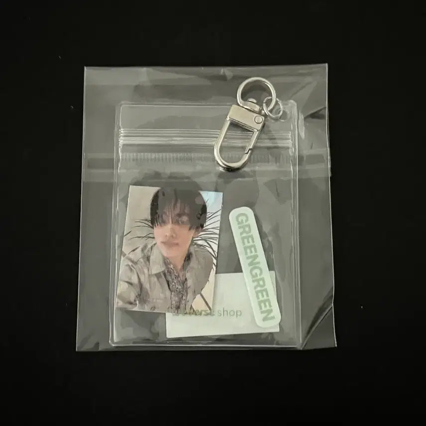 [BUNJANG] CORTIS SungHyun GreenGreen Weverse POB Photocard Keyring / 코르티스 성현 엄성현 그린그린 위버스 특전 포카 키링