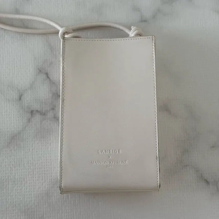 [BUNJANG] Maison Kitsuné x Laneige Fox Crossbody Bag / 메종키츠네 폭스 크로스백 가방