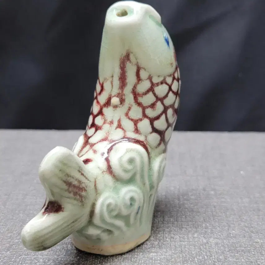 [BUNJANG] White Porcelain Fish Inkstone / 백자 물고기 연적