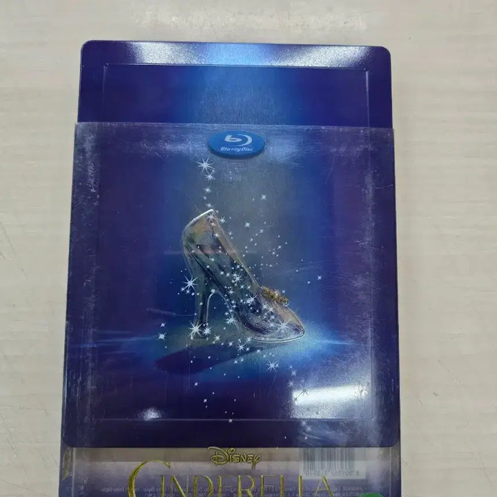 [BUNJANG] Disney Cinderella Blu-ray Steelbook Edition / [DVD](블루레이) 디즈니멜로외국영화 "신데렐라" 판매합니다.