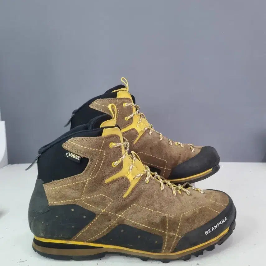 [BUNJANG] Beanpole Outdoor Gore-Tex Trekking Shoes / 효자빈티지 270 빈폴 아웃도어 고어텍스 트레킹화