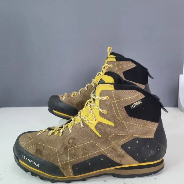 [BUNJANG] Beanpole Outdoor Gore-Tex Trekking Shoes / 효자빈티지 270 빈폴 아웃도어 고어텍스 트레킹화