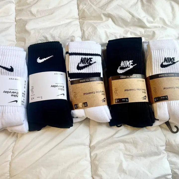 [BUNJANG] Nike Authentic 3-Pair Crew Sock Set / 매장판 정품 나이키 남녀 양말 3켤레 1세트