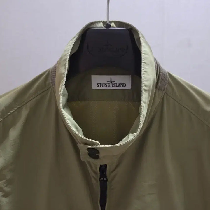 [BUNJANG] Stone Island Microplush Jacket Khaki Size L / (백화점정품) 스톤아일랜드 마이크로랩스 자켓