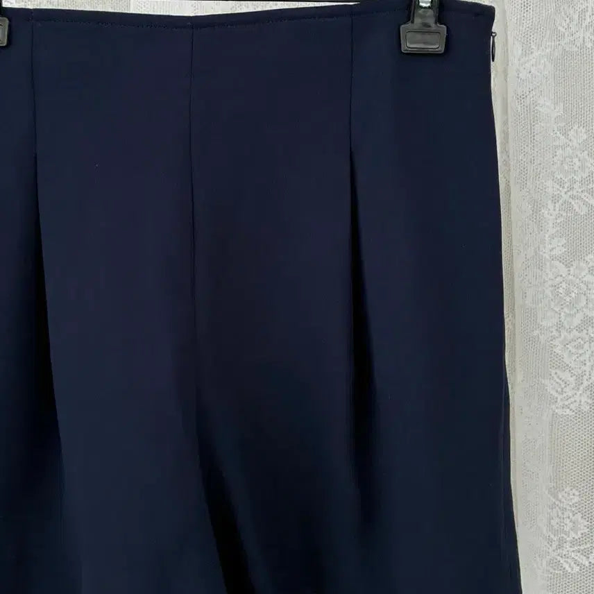 [BUNJANG] Club Monaco Navy Single Pleated Shorts / 62-88) 클럽모나코 핀턱 반바지 네이비