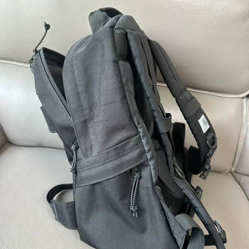[BUNJANG] Carhartt WIP Kickflip Reflective Backpack / 칼하트 wip 킥플립 리플렉티브 백팩