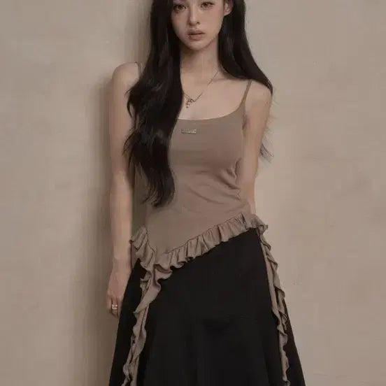 [BUNJANG] Kaki Point Ruffle Layered Sleeveless (Brown) / 카키포인트 Ruffle Layered Sleeveless (brown)