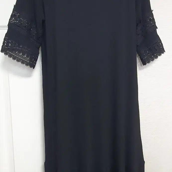 [SOLD OUT] LAP 레이스 스퀘어넥 원피스