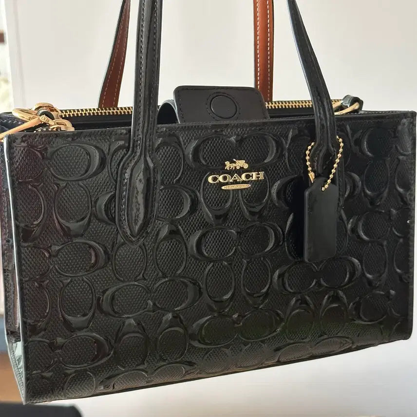 [BUNJANG] Coach Signature Leather Nina Small Tote Bag Gold/Black / [정품] 코치 시그니처 레더 NINA 스몰 토트백 골드블랙