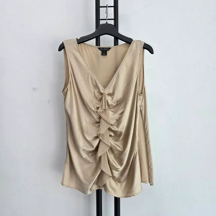 [BUNJANG] ST. JOHN Silk Frill Sleeveless Blouse / 정품 센존 ST.JOHN 실크 프릴 민소매 블라우스