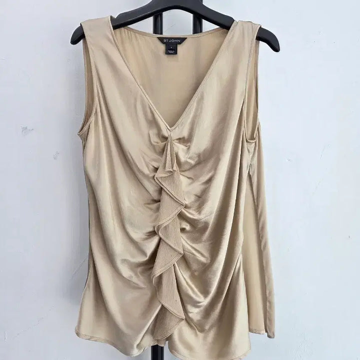 [BUNJANG] ST. JOHN Silk Frill Sleeveless Blouse / 정품 센존 ST.JOHN 실크 프릴 민소매 블라우스