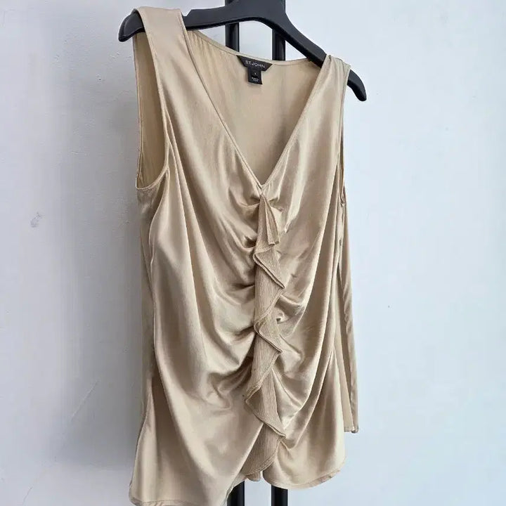 [BUNJANG] ST. JOHN Silk Frill Sleeveless Blouse / 정품 센존 ST.JOHN 실크 프릴 민소매 블라우스