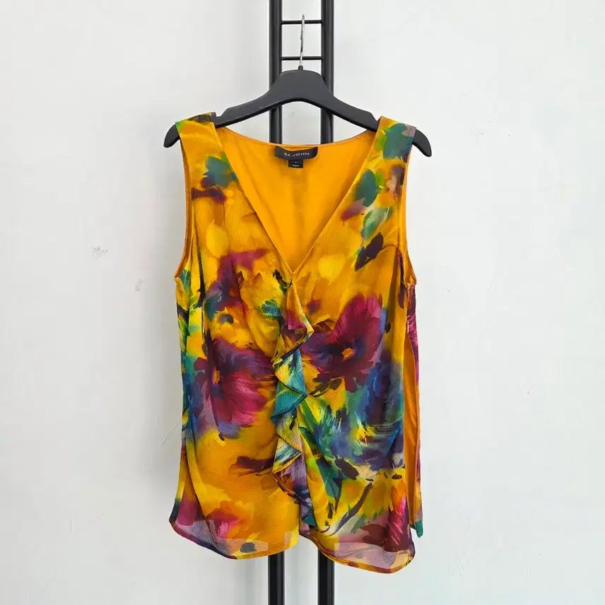 [BUNJANG] ST. JOHN Genuine Flower Shirring Sleeveless Blouse / 정품 센존 ST.JOHN 플라워 셔링 민소매 블라우스