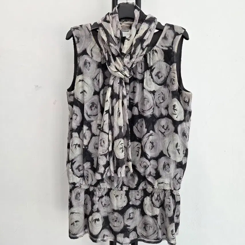 [BUNJANG] ST. JOHN Flower Chiffon Blouse &amp; Scarf Set / 정품 센존 ST.JOHN 플라워 쉬폰 블라우스+스카프 세트