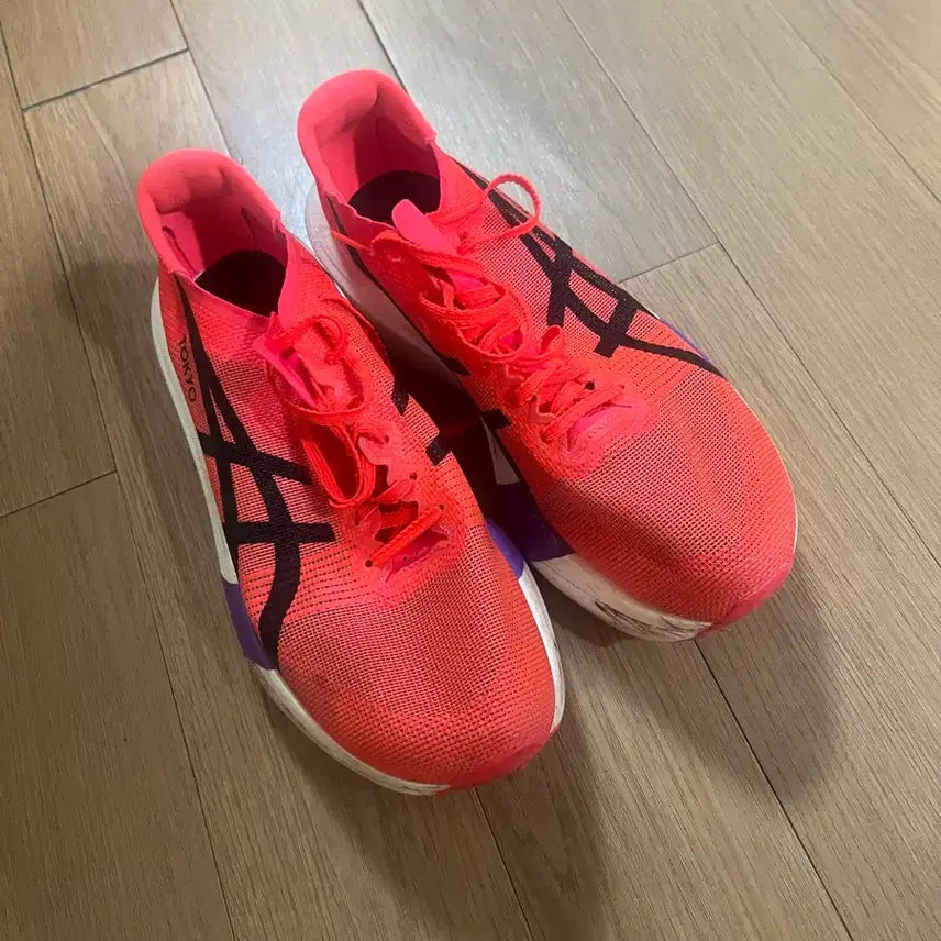 [BUNJANG] ASICS Metaspeed Sky Tokyo Running Shoes / 아식스 메타스피드 스카이 도쿄 260